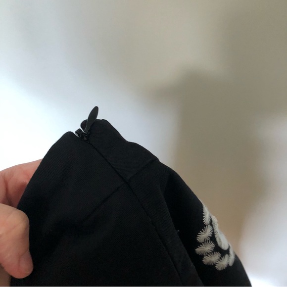 Boden Skirt Embroidered Black & White 18 Long - Picture 6 of 6